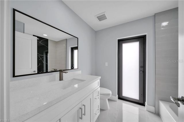 4028 26TH STREET SW, Lehigh Acres, FL 33976