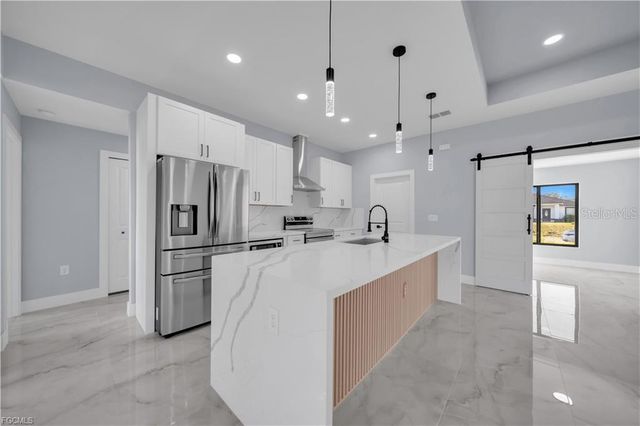 4028 26TH STREET SW, Lehigh Acres, FL 33976