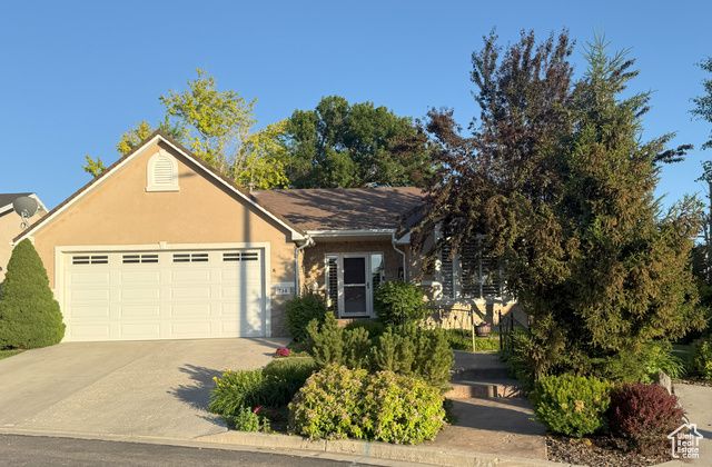 734 E BROOKSHIRE HOLLOW DR, Kaysville, UT 84037