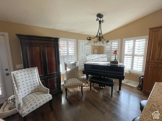 734 E BROOKSHIRE HOLLOW DR, Kaysville, UT 84037