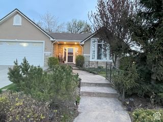 734 E BROOKSHIRE HOLLOW DR, Kaysville, UT 84037