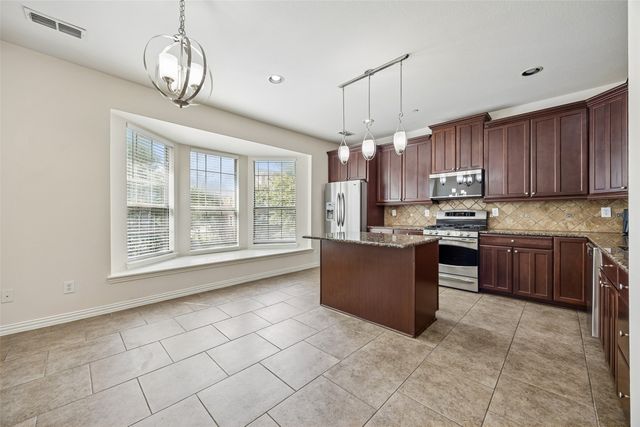7889 Morven Park, Irving, TX 75063