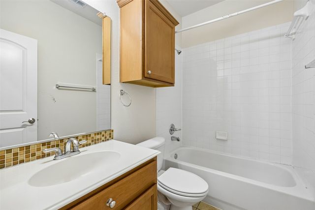 7889 Morven Park, Irving, TX 75063
