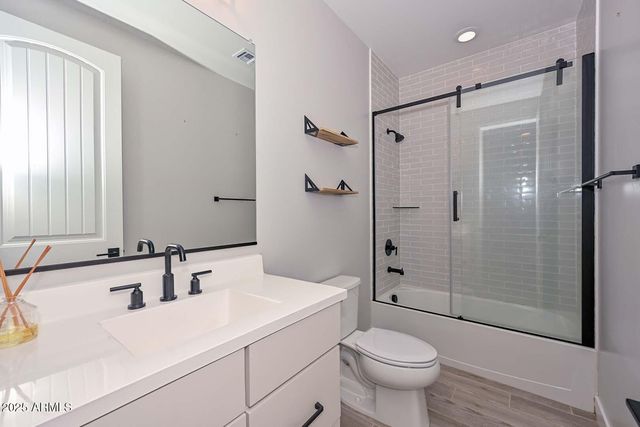 26428 N THORNHILL Drive, Peoria, AZ 85383