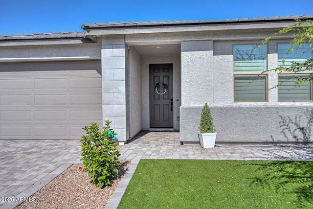 26428 N THORNHILL Drive, Peoria, AZ 85383