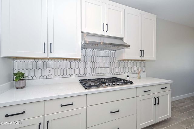 26428 N THORNHILL Drive, Peoria, AZ 85383