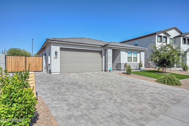 26428 N THORNHILL Drive, Peoria, AZ 85383