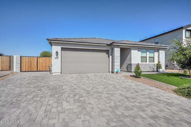 26428 N THORNHILL Drive, Peoria, AZ 85383