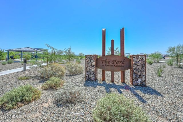 26428 N THORNHILL Drive, Peoria, AZ 85383