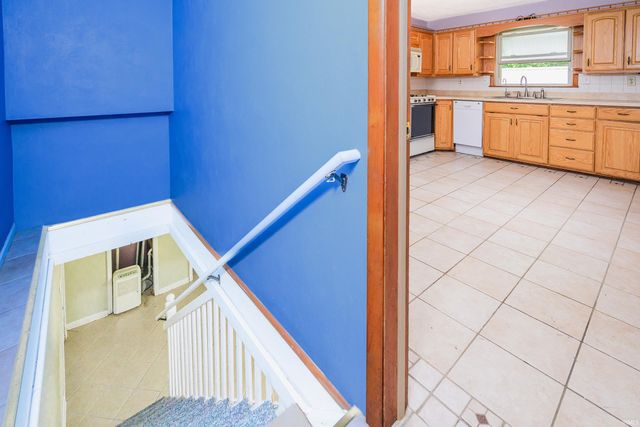 519 E Grimes Lane, Bloomington, IN 47401