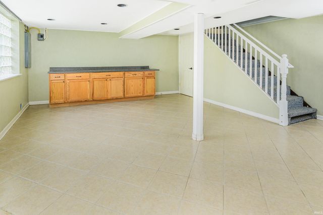 519 E Grimes Lane, Bloomington, IN 47401