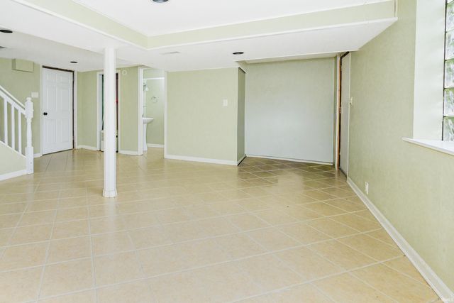 519 E Grimes Lane, Bloomington, IN 47401
