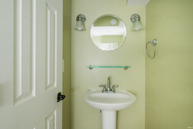 519 E Grimes Lane, Bloomington, IN 47401