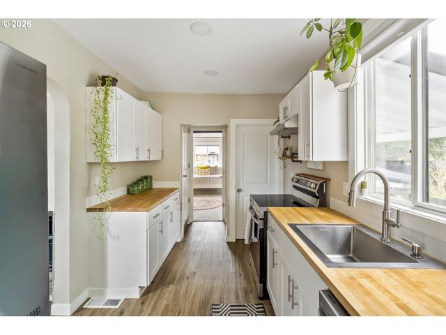 7336 Se BYBEE Blvd, Portland, OR 97206