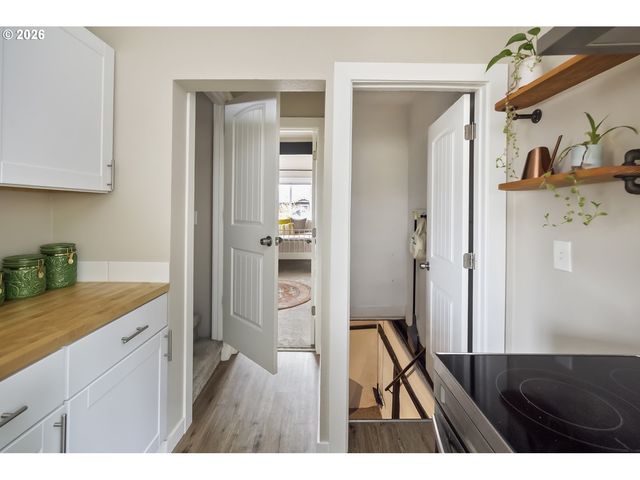 7336 Se BYBEE Blvd, Portland, OR 97206