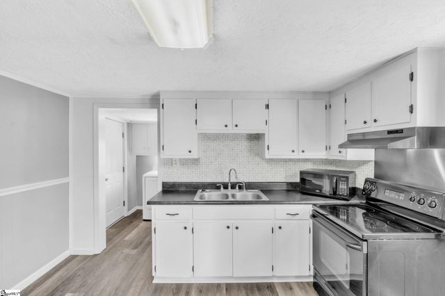 2816 Brushy Creek Road, Greer, SC 29650