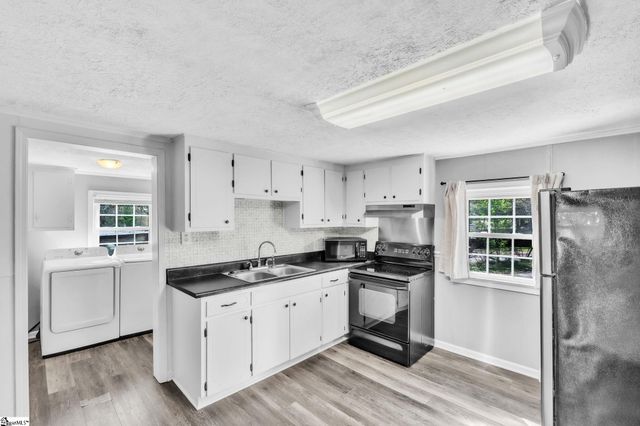 2816 Brushy Creek Road, Greer, SC 29650