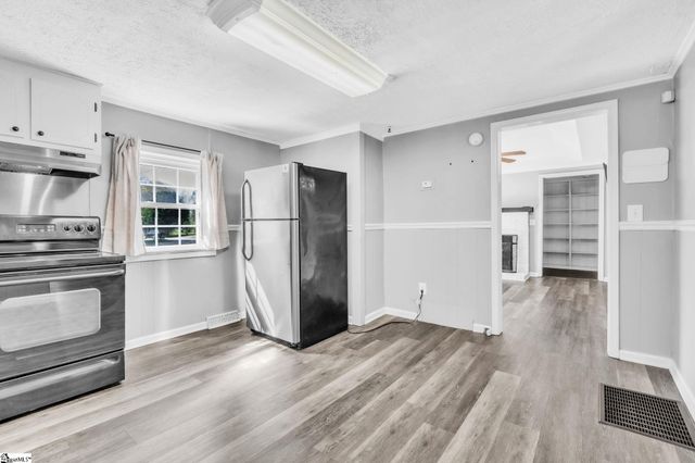 2816 Brushy Creek Road, Greer, SC 29650