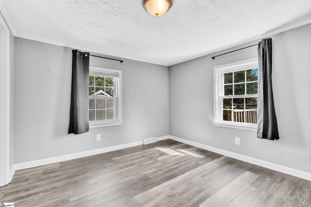 2816 Brushy Creek Road, Greer, SC 29650