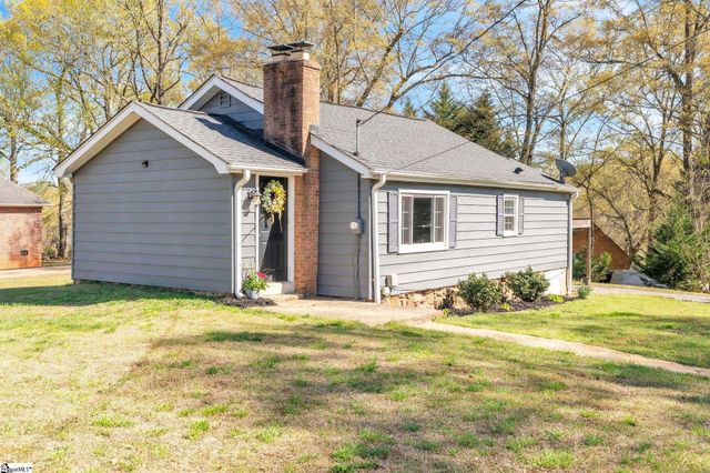 2816 Brushy Creek Road, Greer, SC 29650