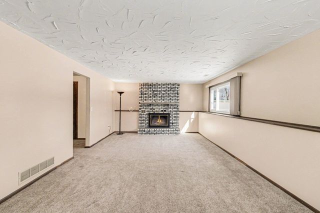 1195 Van Buren Street S, Shakopee, MN 55379