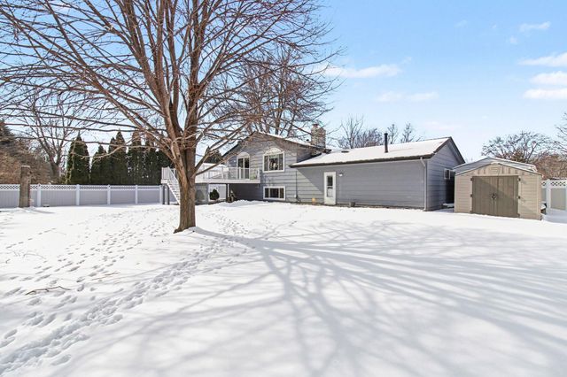 1195 Van Buren Street S, Shakopee, MN 55379