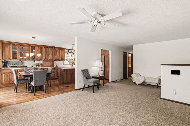 1195 Van Buren Street S, Shakopee, MN 55379