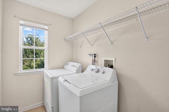 153 VALMORE CT, Pennington, NJ 08534