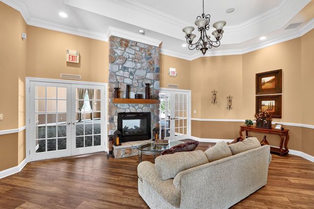 153 VALMORE CT, Pennington, NJ 08534