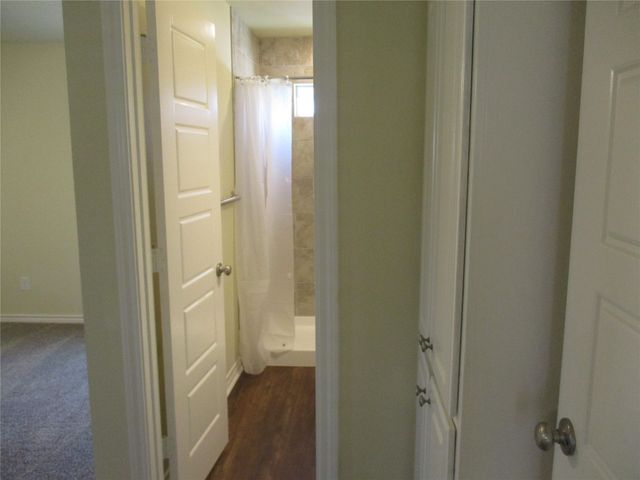 1718 NW Dallas Street, Grand Prairie, TX 75050