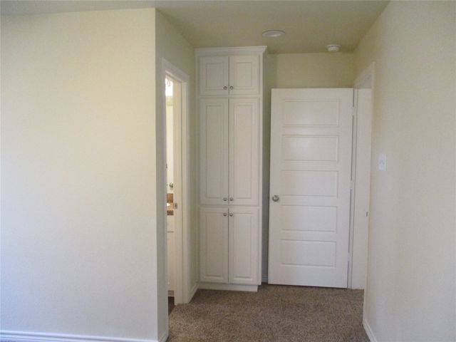 1718 NW Dallas Street, Grand Prairie, TX 75050