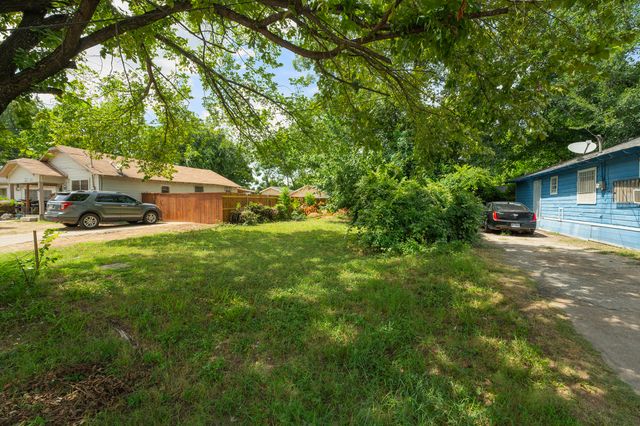 2731 Macon Street, Dallas, TX 75215