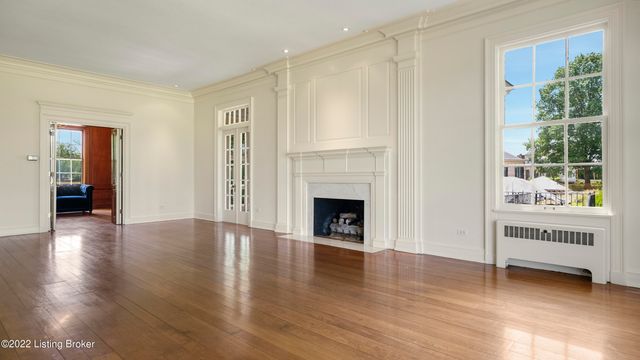 8234 Sutherland farm Rd, Prospect, KY 40059