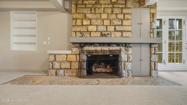 8234 Sutherland farm Rd, Prospect, KY 40059
