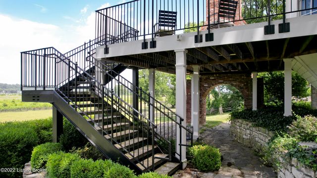 8234 Sutherland farm Rd, Prospect, KY 40059