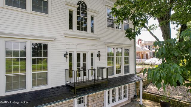 8234 Sutherland farm Rd, Prospect, KY 40059