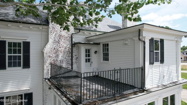 8234 Sutherland farm Rd, Prospect, KY 40059