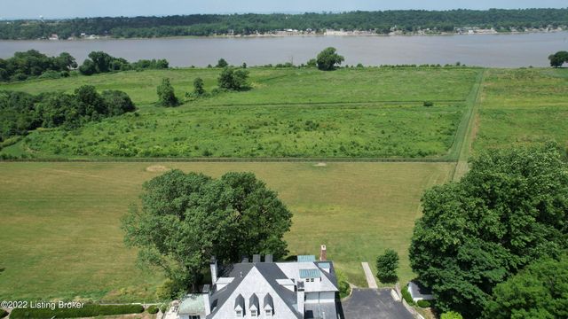8234 Sutherland farm Rd, Prospect, KY 40059