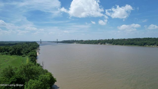 8234 Sutherland farm Rd, Prospect, KY 40059