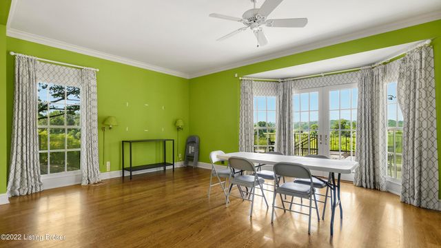 8234 Sutherland farm Rd, Prospect, KY 40059
