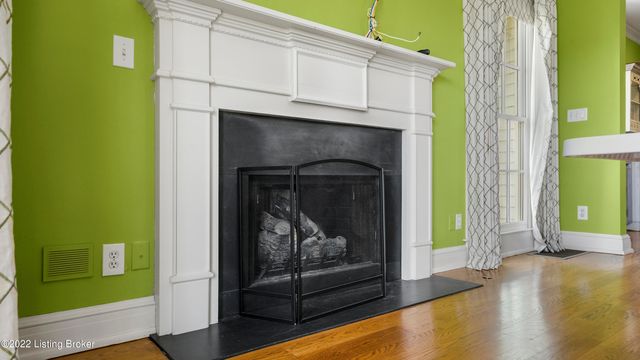 8234 Sutherland farm Rd, Prospect, KY 40059