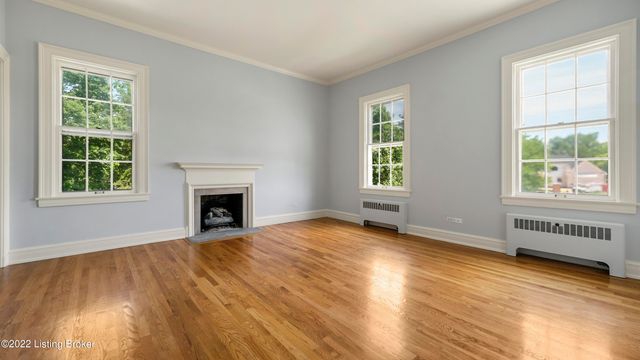 8234 Sutherland farm Rd, Prospect, KY 40059