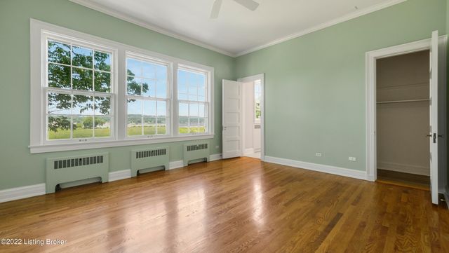 8234 Sutherland farm Rd, Prospect, KY 40059