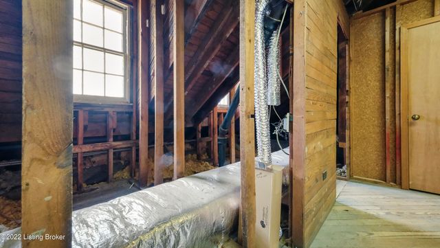 8234 Sutherland farm Rd, Prospect, KY 40059