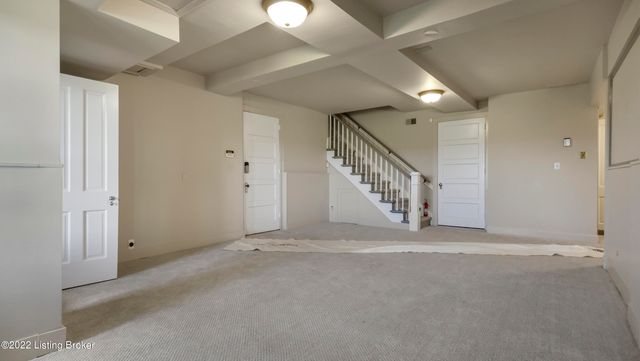 8234 Sutherland farm Rd, Prospect, KY 40059