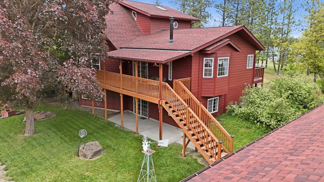 13804 N Christensen Rd, Nine Mile Falls, WA 99026