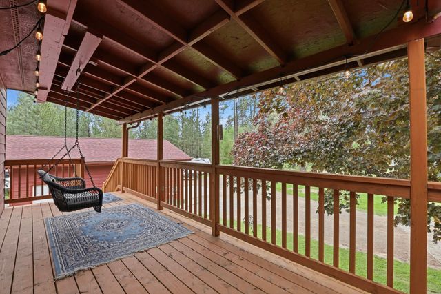 13804 N Christensen Rd, Nine Mile Falls, WA 99026