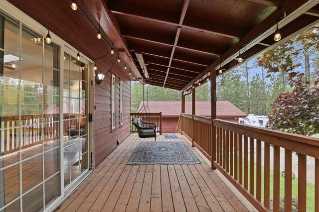 13804 N Christensen Rd, Nine Mile Falls, WA 99026