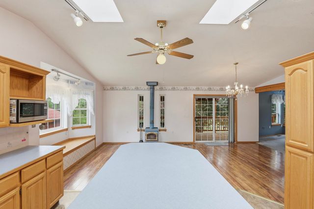 13804 N Christensen Rd, Nine Mile Falls, WA 99026