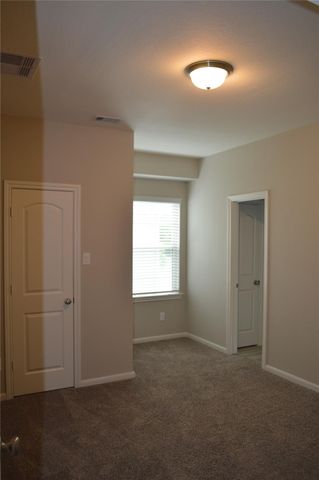 28043 Rocky Heights Dr, Spring, TX 77386